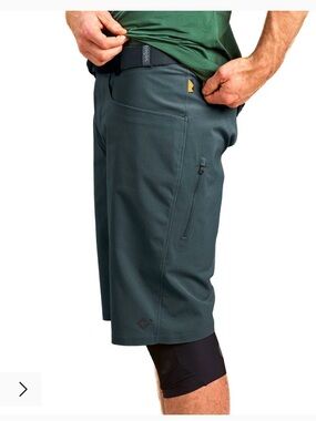 Velocio Men's TRAIL Access Short